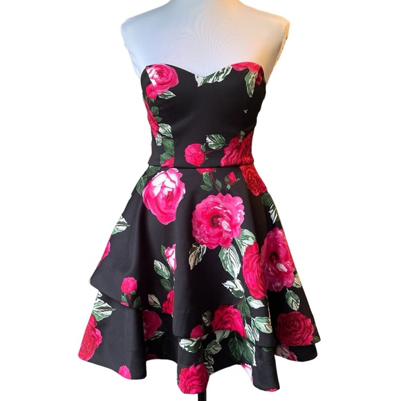 B. Darlin Strapless Floral Rose Mini Fit & Flare Dress Size 5/6 - Picture 6 of 16